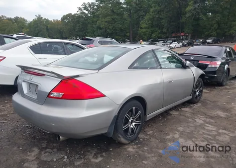 2006 Honda Accord 2.4 Lx z USA, uszkodzony, nr VIN 1HGCM72386A018462